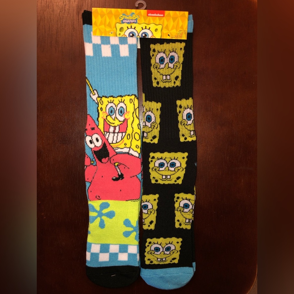 SPONGEBOB SQUAREPANTS NOVELTY CREW SOCKS NWT MEN’S SHOE SIZE 6-12